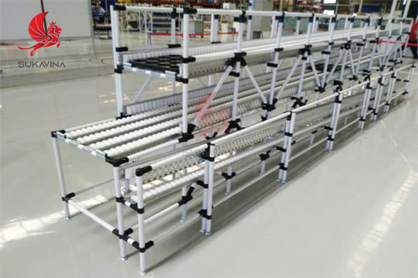 Khung kệ đẩy hàng lắp ráp bằng khớp nói kim loại ống phi 21